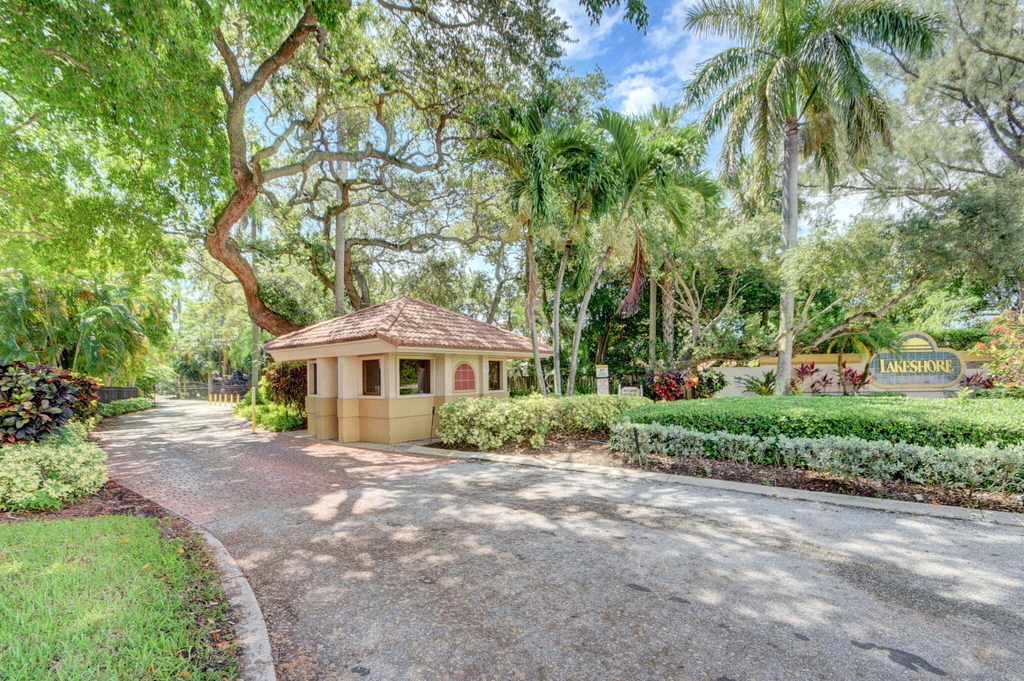 8200 Lakeshore Drive - Photo 54