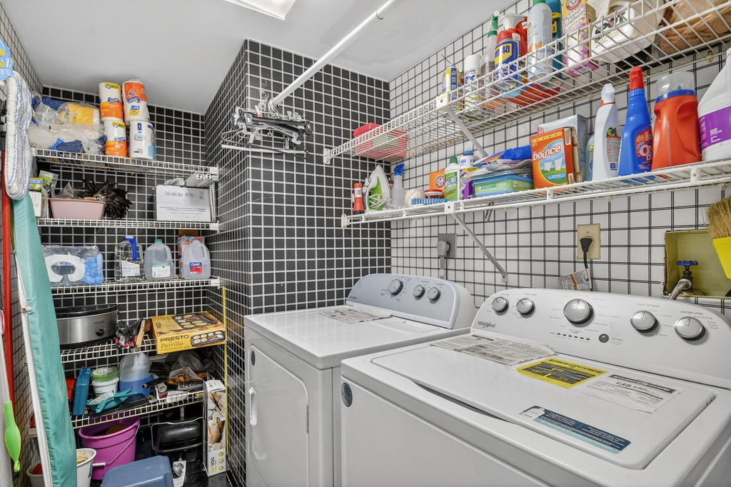 8200 Lakeshore Drive - Photo 42