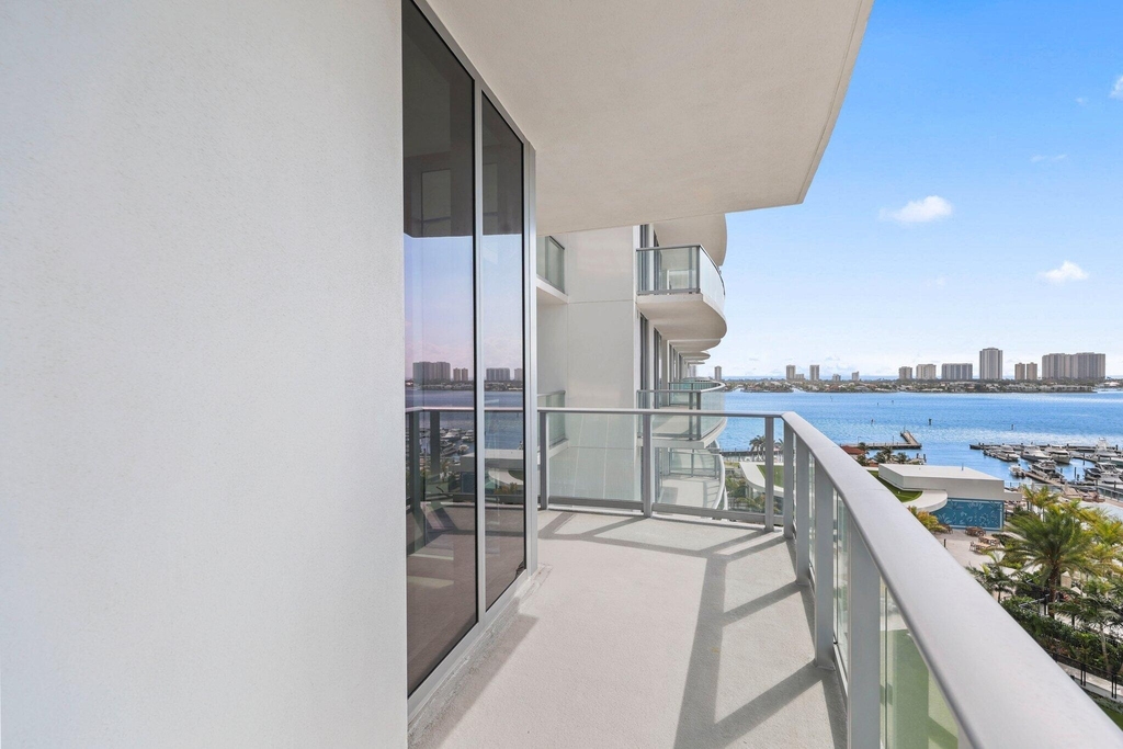 220 Lake Shore Drive - Photo 16