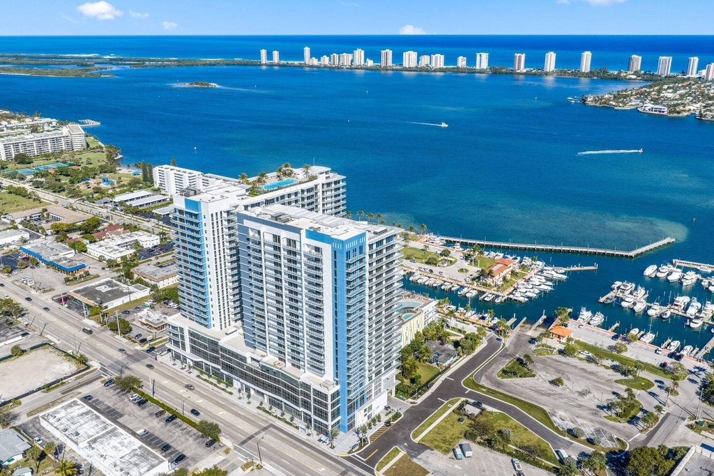 220 Lake Shore Drive - Photo 83