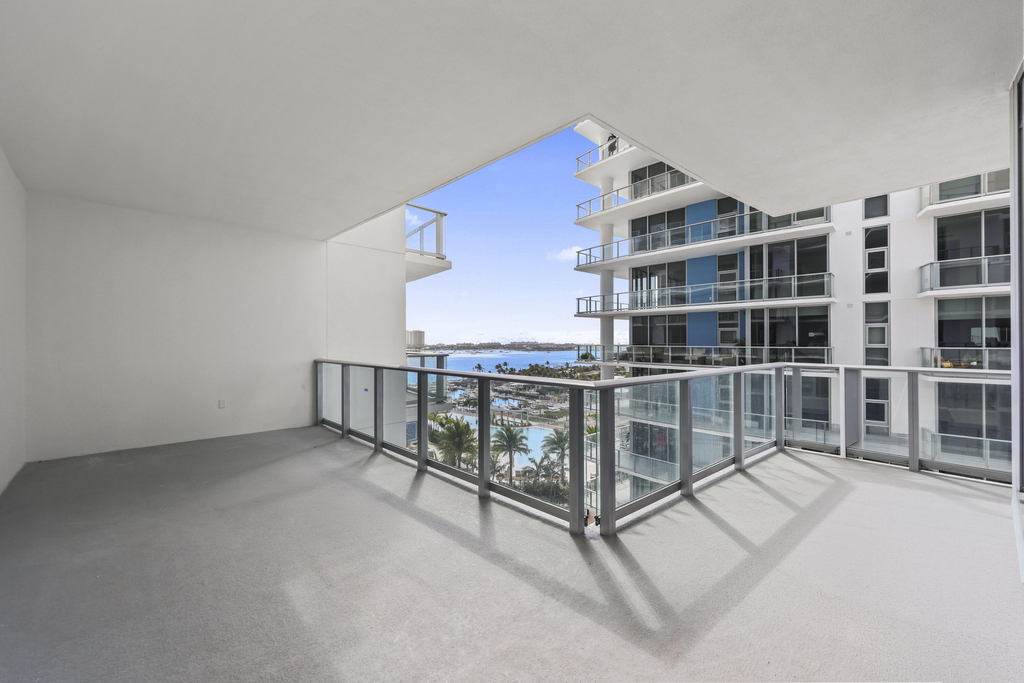 220 Lake Shore Drive - Photo 17