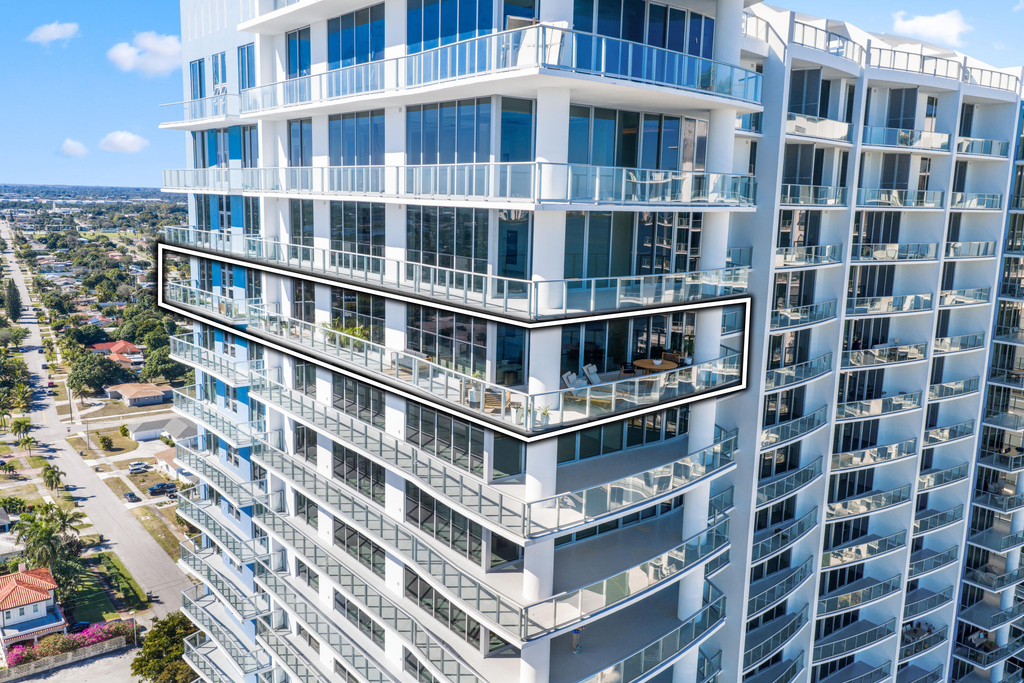220 Lake Shore Drive - Photo 35