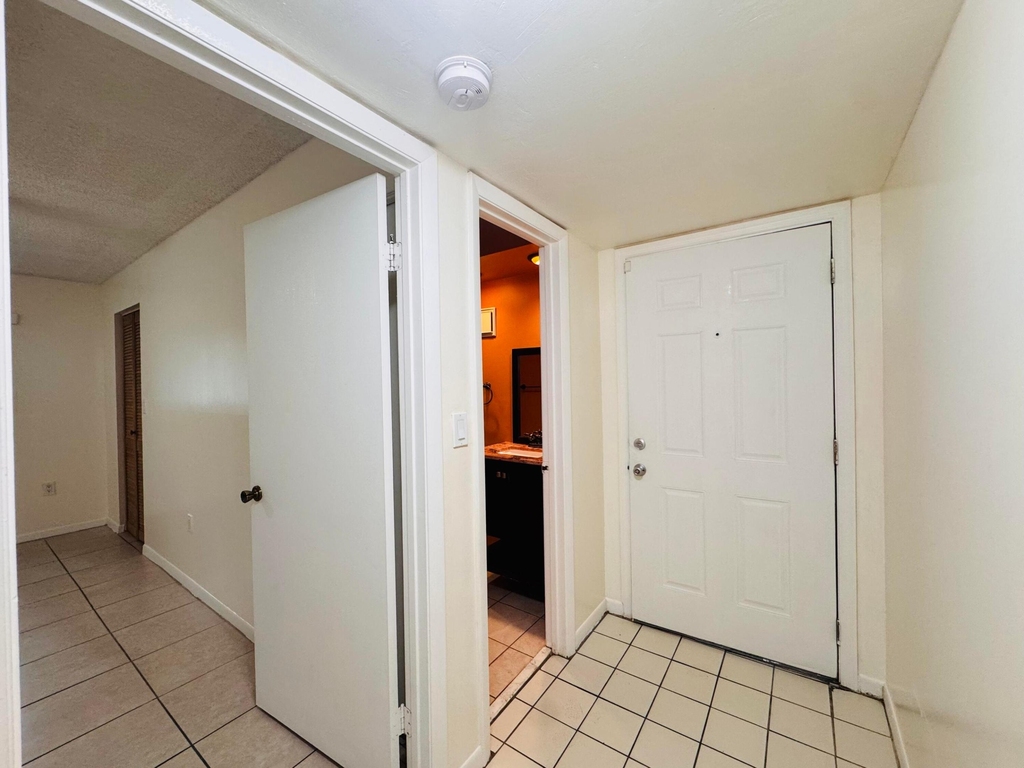 20681 Ne 4th Place - Photo 17