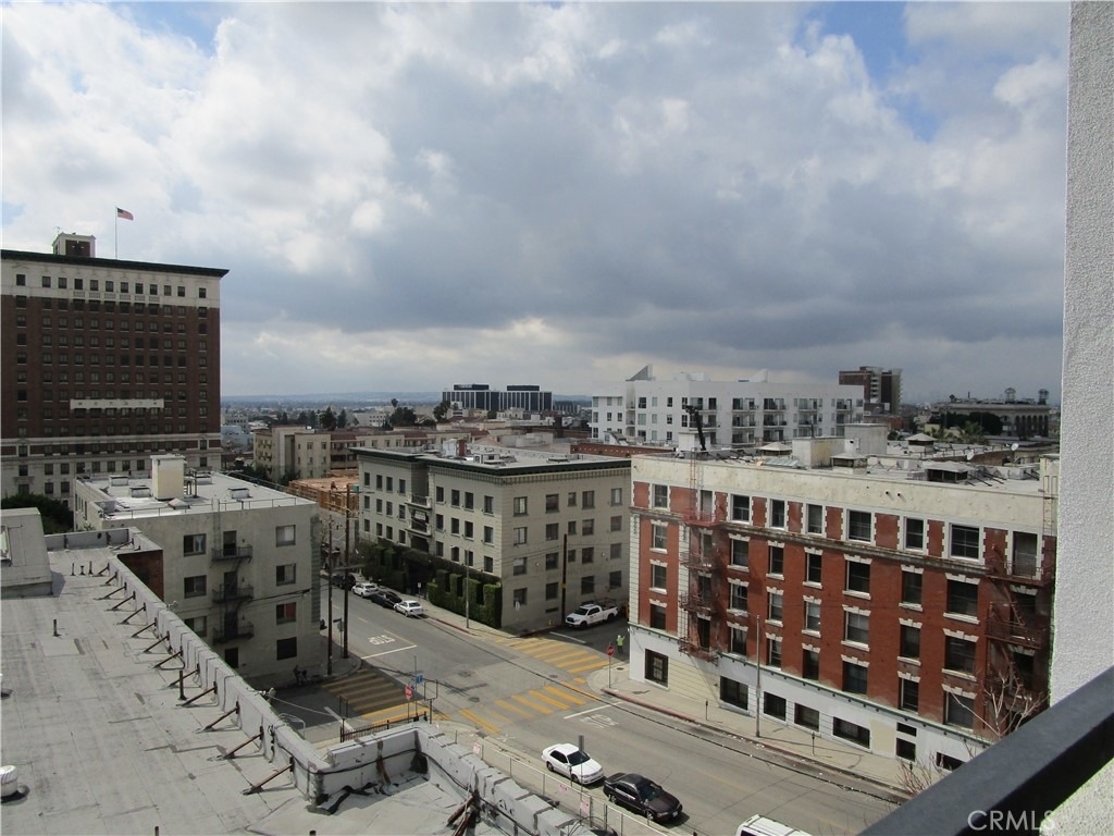 1234 Wilshire - Photo 13
