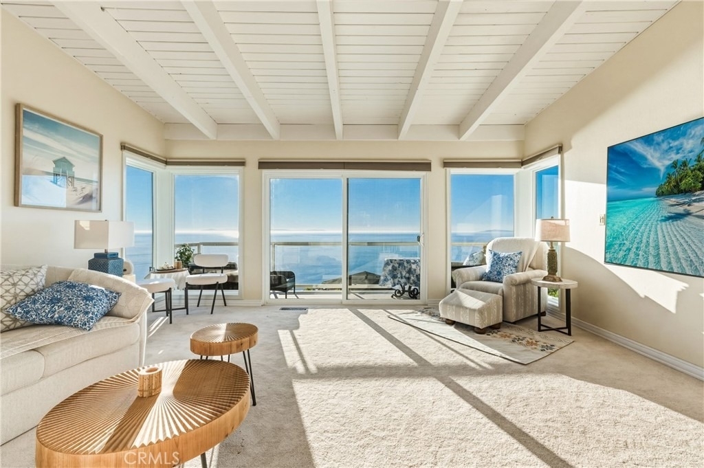 883 Katella - Photo 5