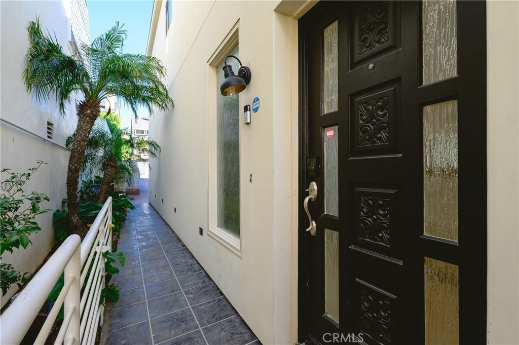 883 Katella - Photo 15
