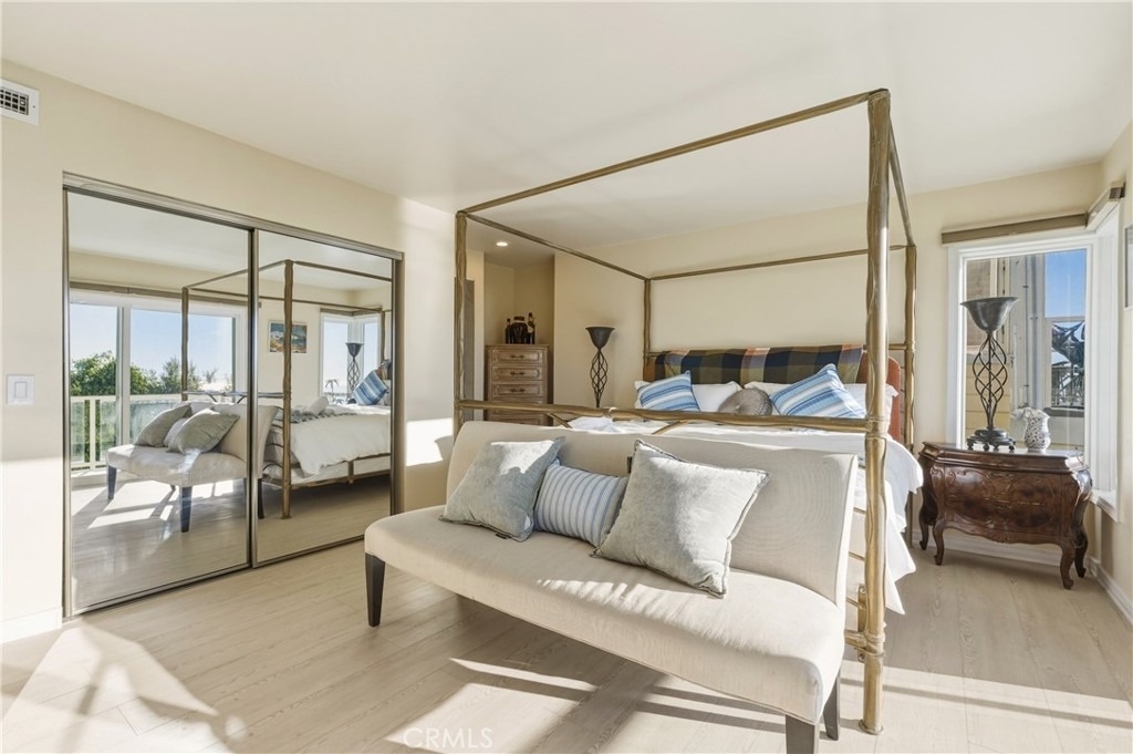 883 Katella - Photo 20