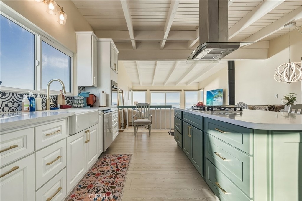 883 Katella - Photo 17