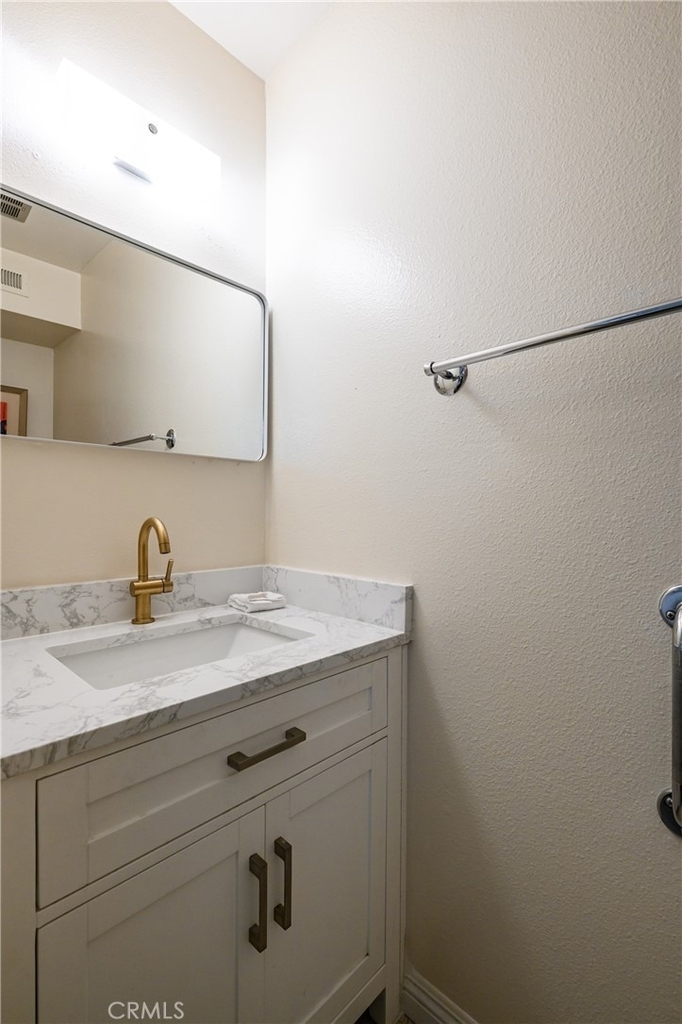 883 Katella - Photo 26