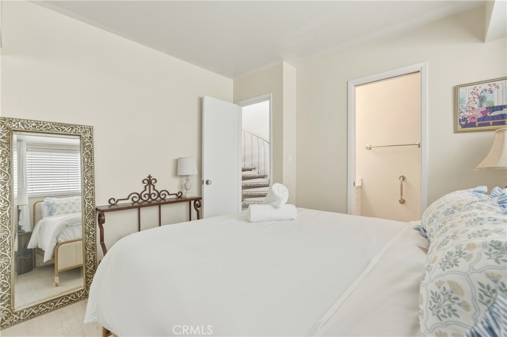 883 Katella - Photo 25