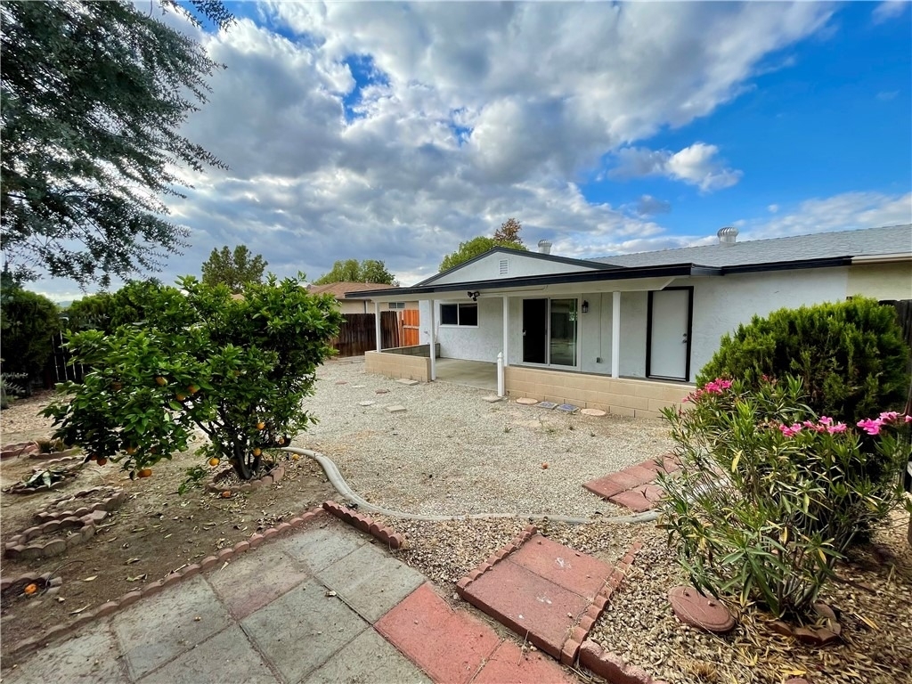 1887 Calle Amargosa - Photo 24