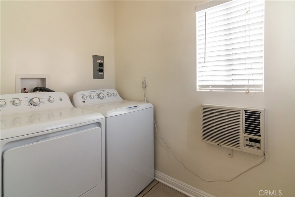 6655 Ben Avenue - Photo 12