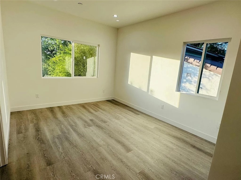 22823 Crespi St., - Photo 11