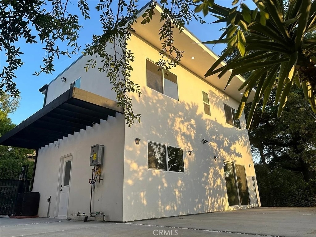 22823 Crespi St., - Photo 1