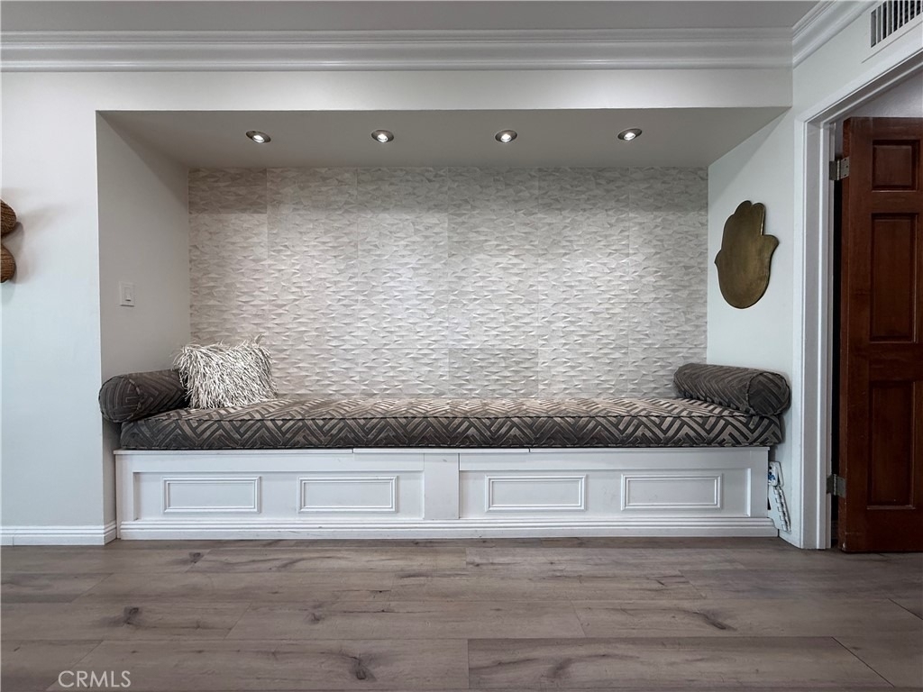 1174 E Ocean - Photo 9