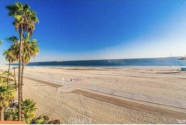 1174 E Ocean - Photo 45
