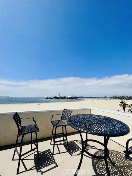 1174 E Ocean - Photo 39