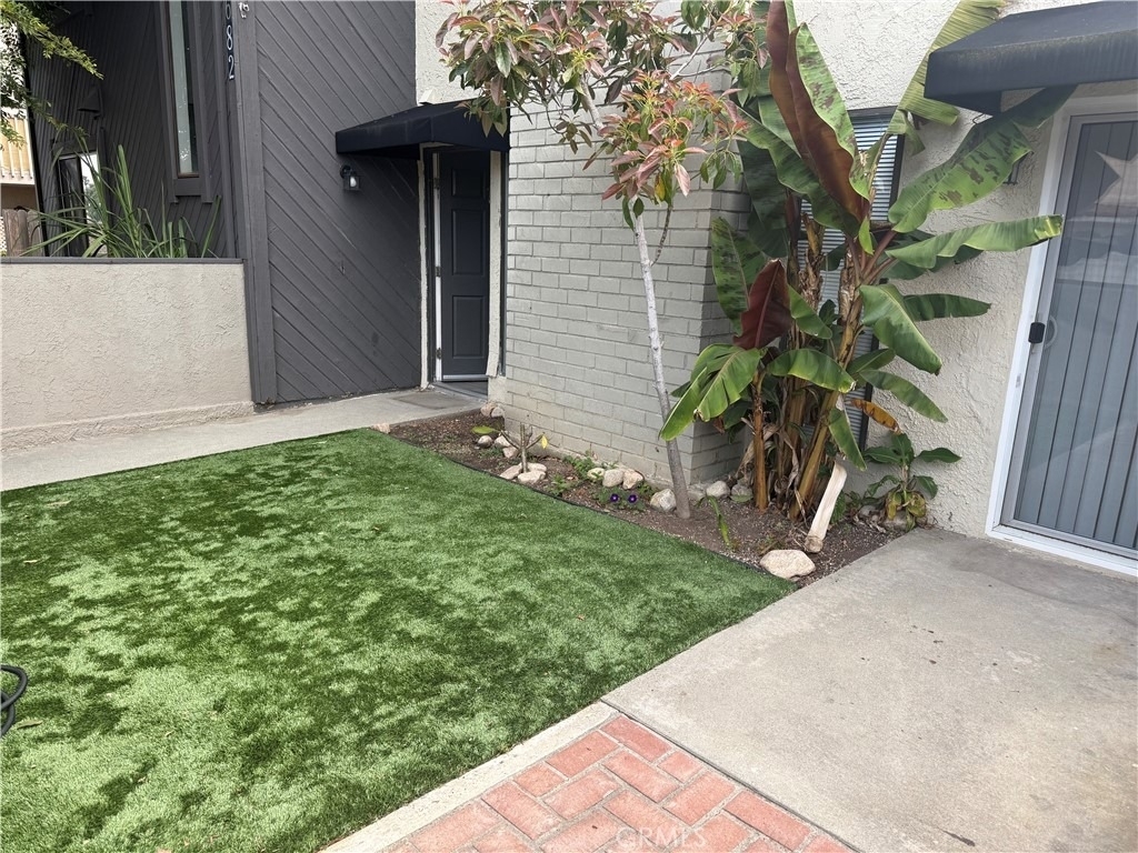 16682 Dolores Lane - Photo 2