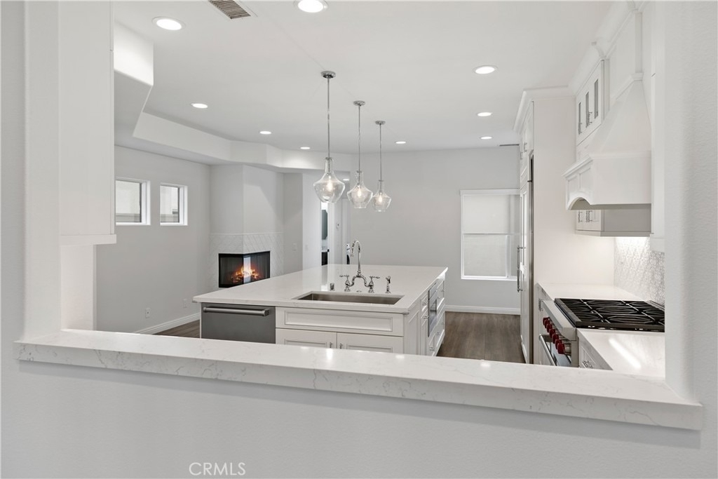 617 8th Street - Photo 11