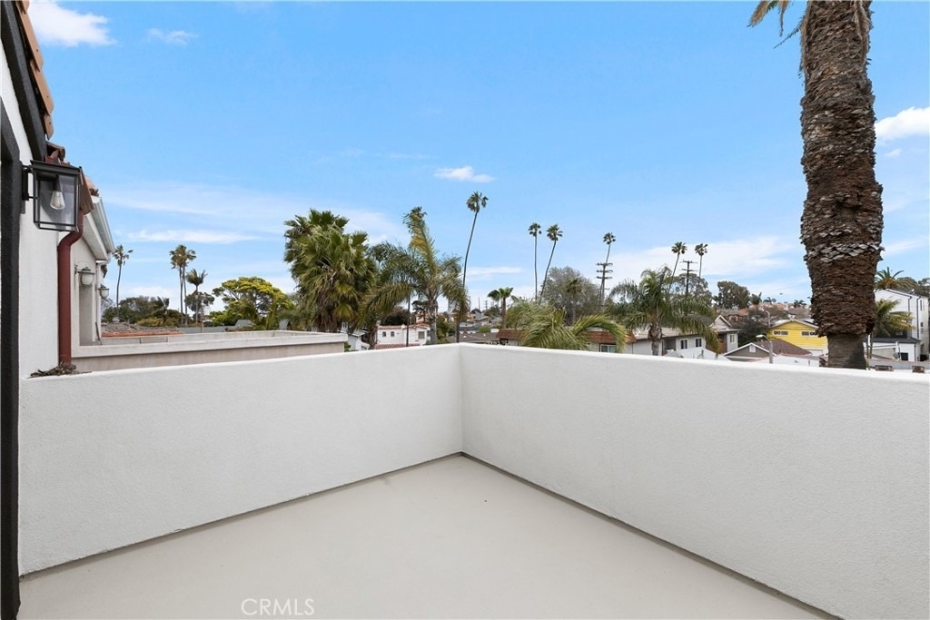 617 8th Street - Photo 39