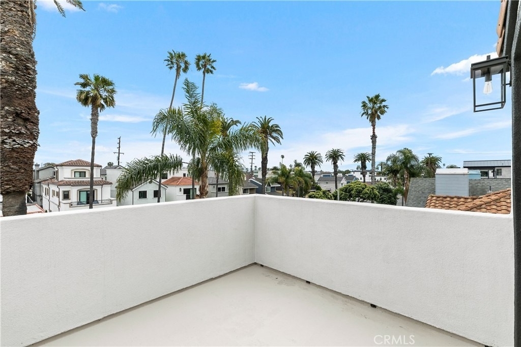 617 8th Street - Photo 38