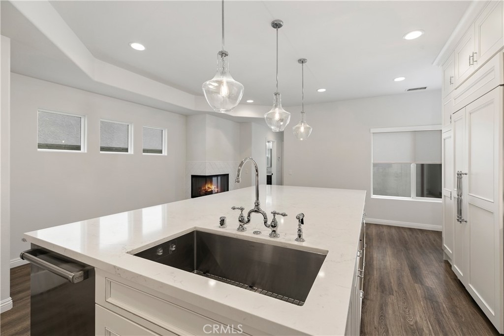 617 8th Street - Photo 12
