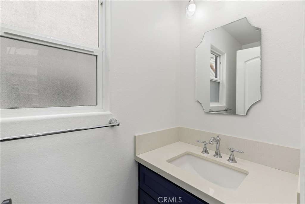 617 8th Street - Photo 18