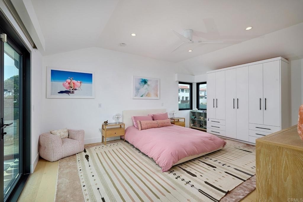 1472 Neptune Avenue - Photo 15