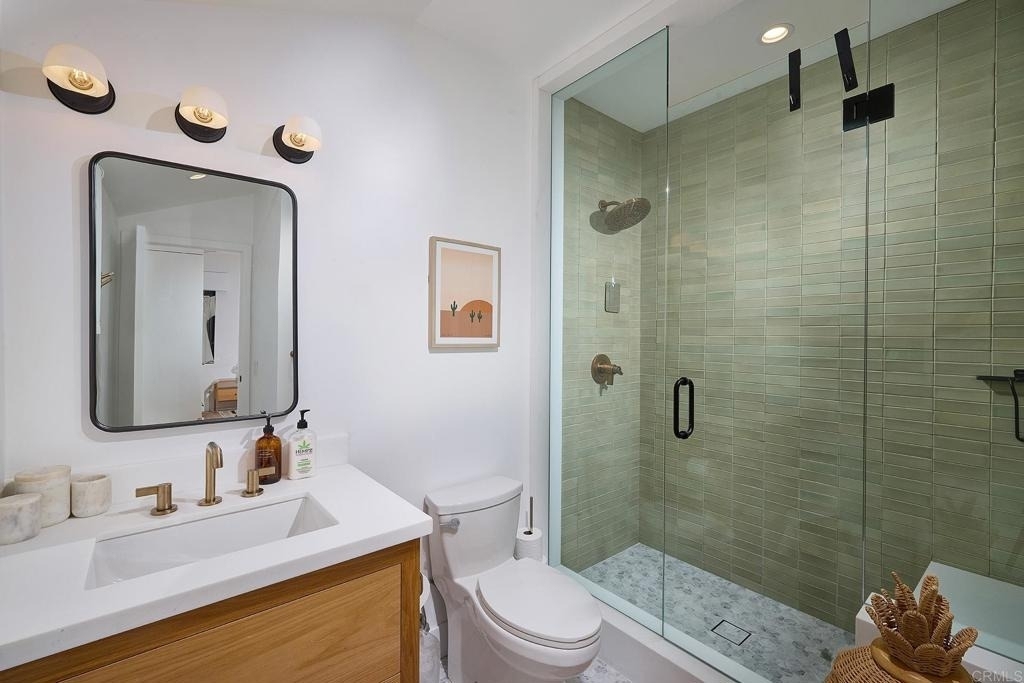 1472 Neptune Avenue - Photo 16