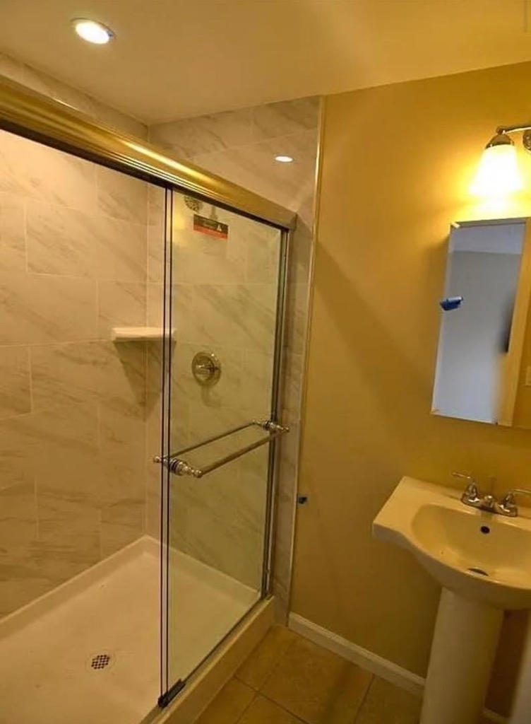 273 Staples Avenue - Photo 9