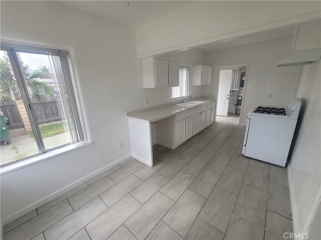 545 N 2nd Street - Photo 6