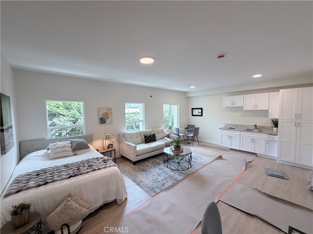 125 W Chestnut Street - Photo 6