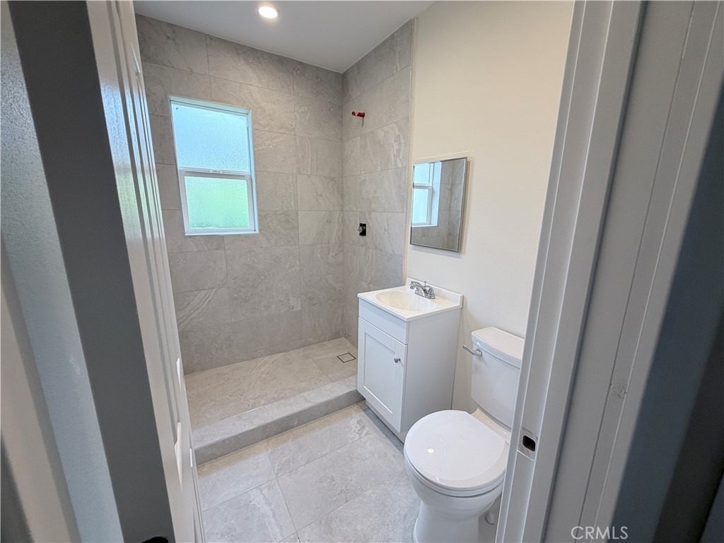 125 W Chestnut Street - Photo 4