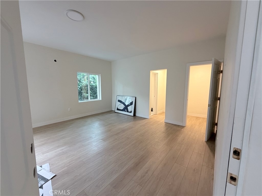 125 W Chestnut Street - Photo 8