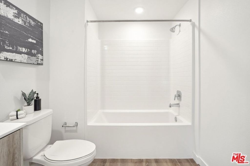 222 N Alvarado Street - Photo 8