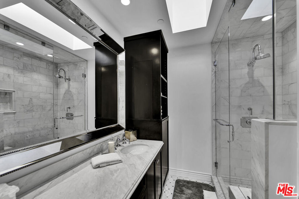 1203 Park Way - Photo 11