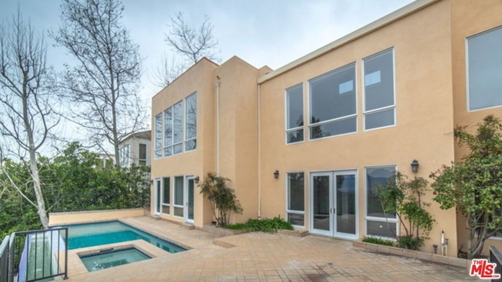14445 Mulholland Drive - Photo 18