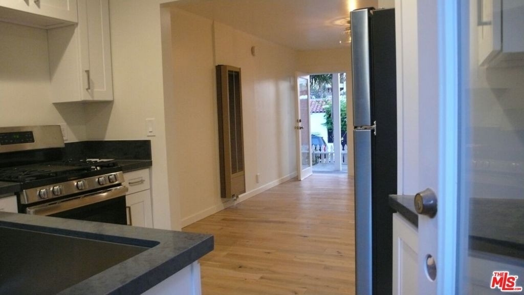 252 Hampton Drive - Photo 11