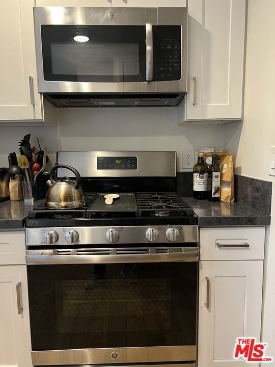 252 Hampton Drive - Photo 7