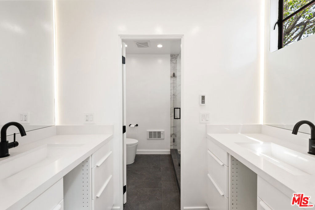 29233 Heathercliff Road - Photo 12