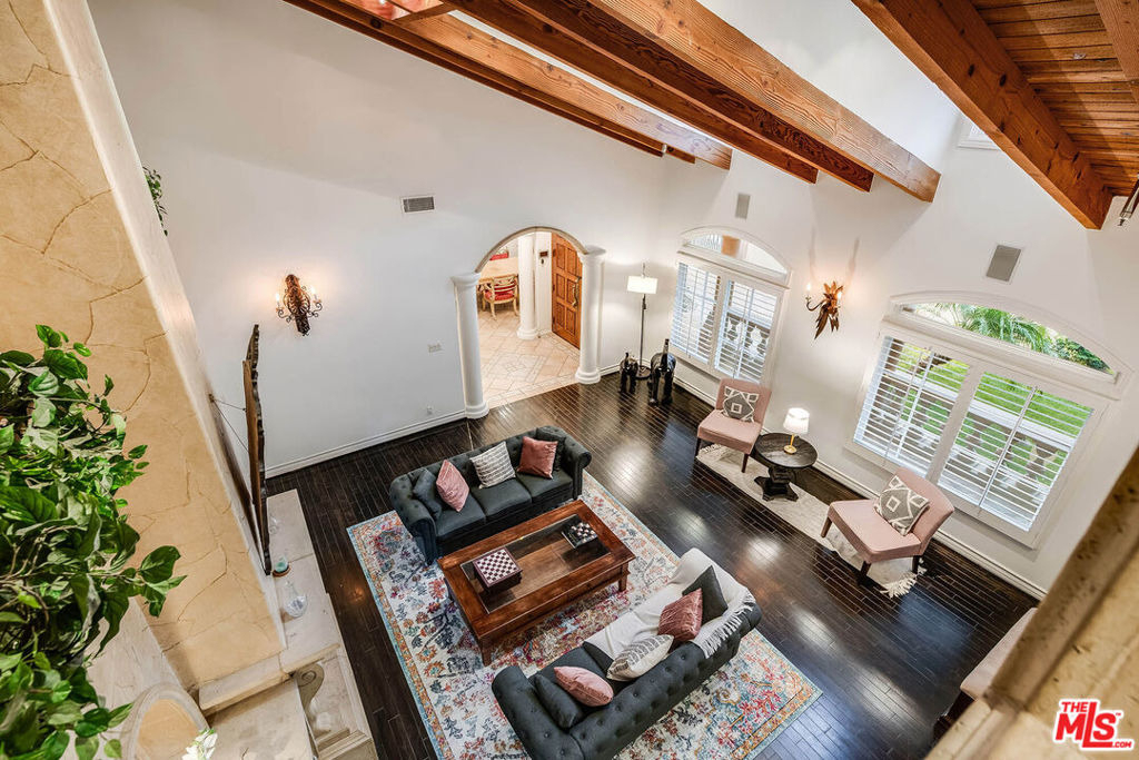 4063 Benedict Canyon Drive - Photo 37