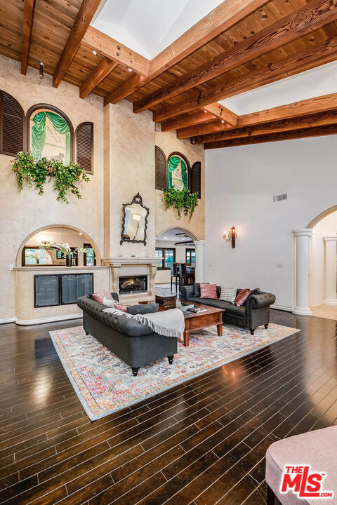 4063 Benedict Canyon Drive - Photo 12