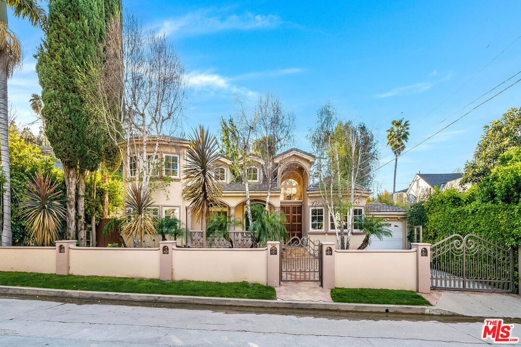 4063 Benedict Canyon Drive - Photo 6