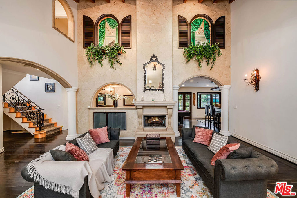 4063 Benedict Canyon Drive - Photo 10