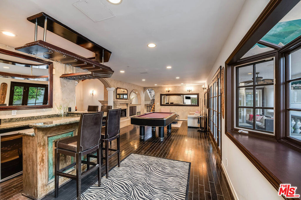 4063 Benedict Canyon Drive - Photo 16