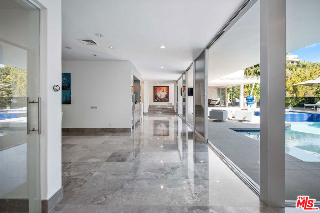 1250 Angelo Drive - Photo 3