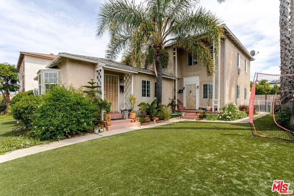 1708 S Crescent Heights Boulevard - Photo 2