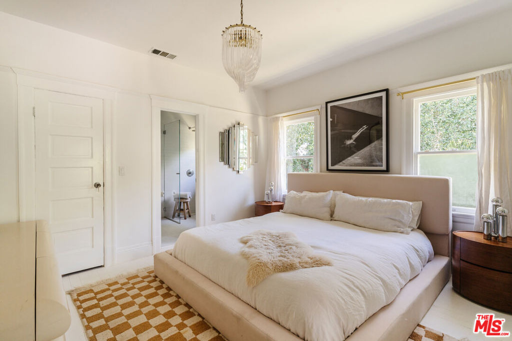 1163 Nelrose Avenue - Photo 8