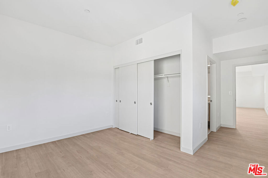 2521 S Orange Drive - Photo 8