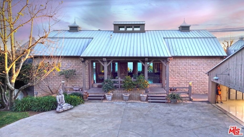 3020 Corral Canyon Road - Photo 1